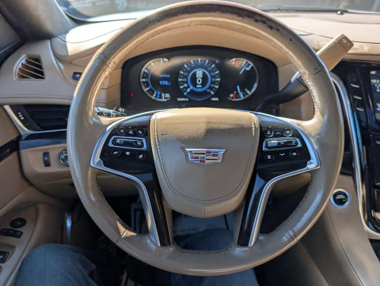 Cadillac Escalade ESV Platinum 4WD 2019