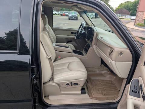 Chevrolet Tahoe 4WD 2003
