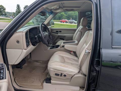 Chevrolet Tahoe 4WD 2003