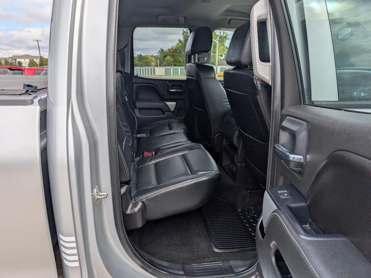 Chevrolet Silverado 2500HD LT Double Cab 4WD 2016