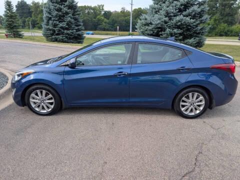 Hyundai Elantra SE 6AT 2015