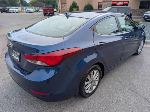 Hyundai Elantra SE 6AT 2015