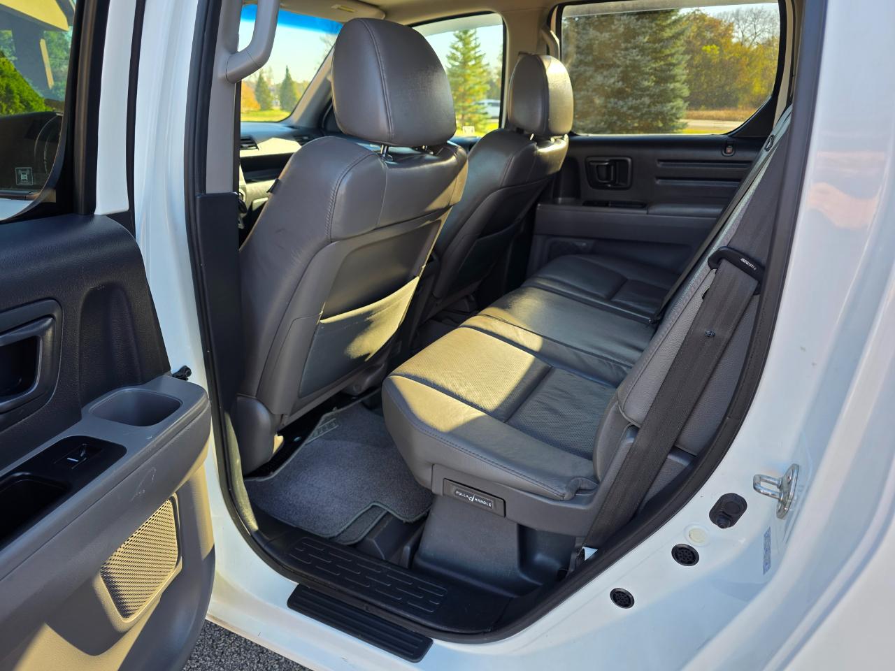 Honda Ridgeline RTL w/ Navigation 2011