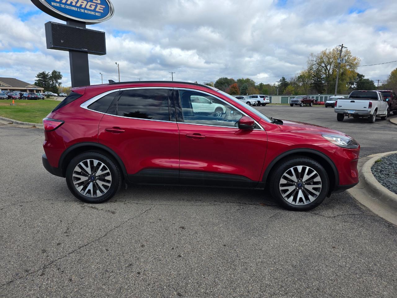Ford Escape Titanium 4WD 2020