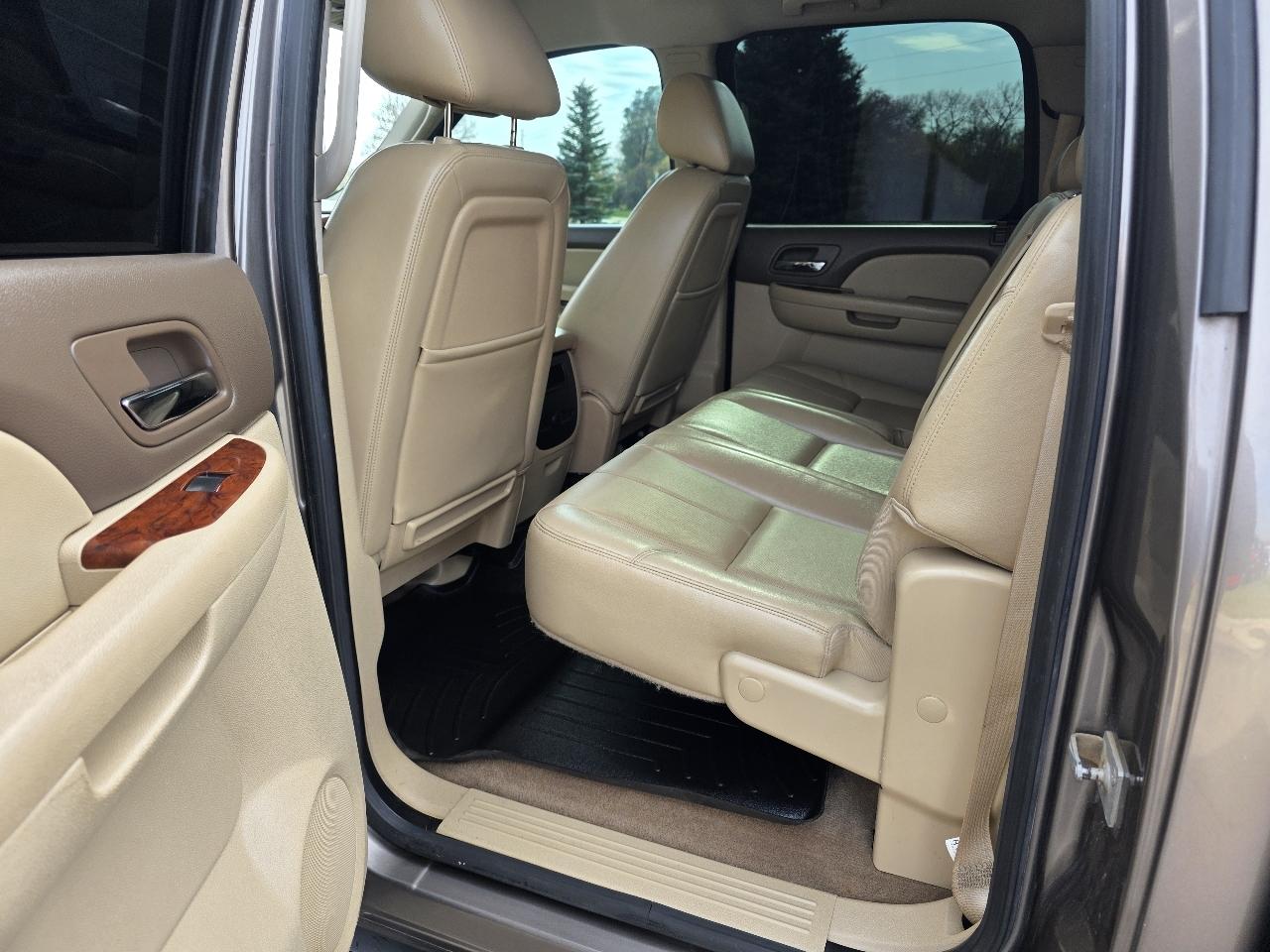 Chevrolet Silverado 1500 4WD Crew Cab 147" LTZ 2012