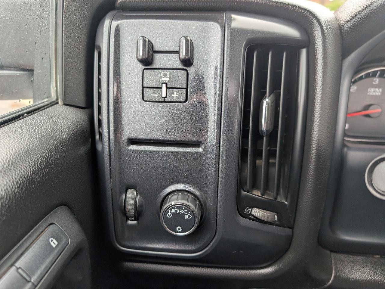 Chevrolet Silverado 2500HD Work Truck 4WD 2018