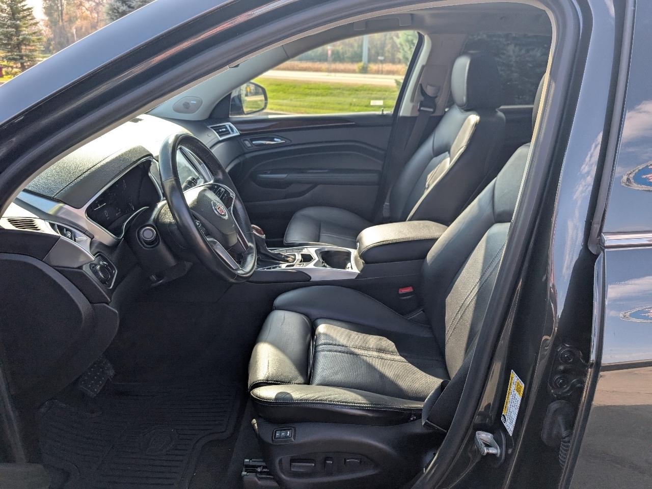 Cadillac SRX Luxury Collection AWD 2014