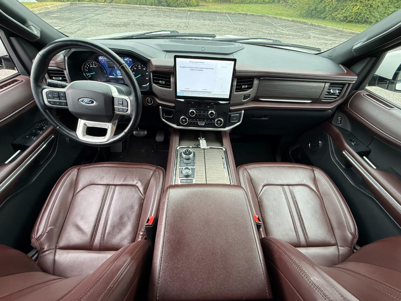 Ford Expedition photo 9