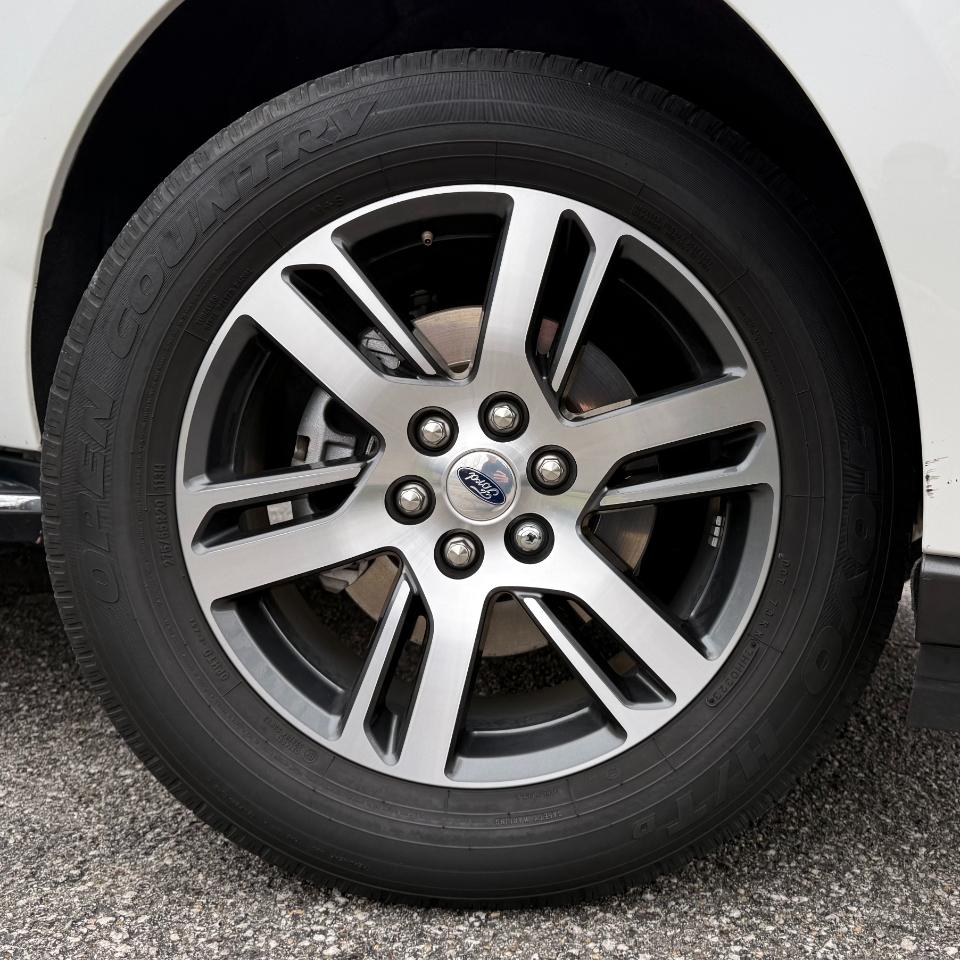 Ford Expedition photo 33