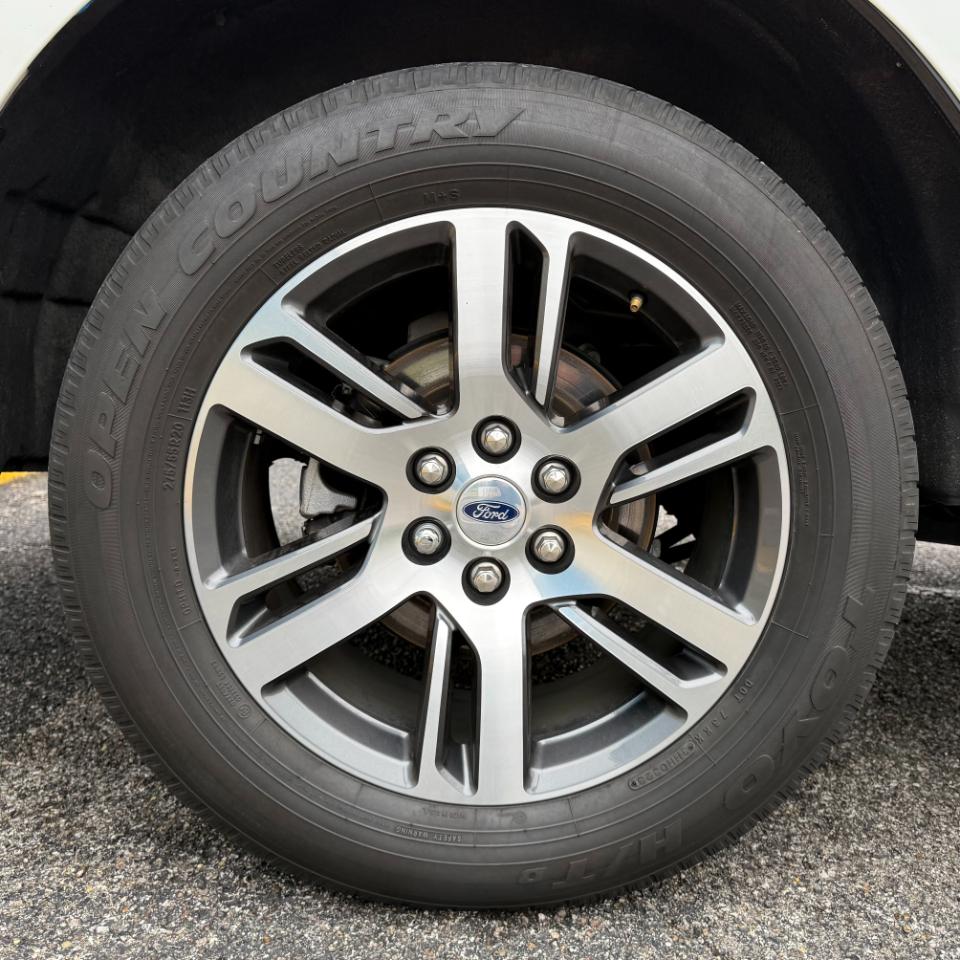 Ford Expedition photo 34