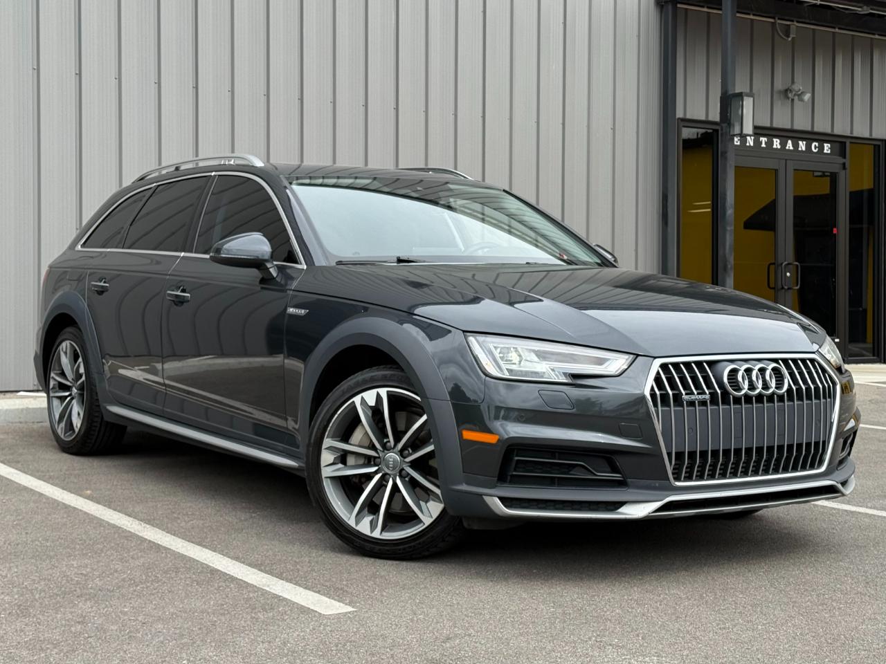 Audi A4 allroad photo 3