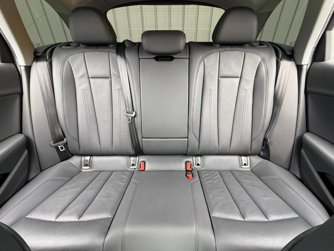 Audi A4 allroad photo 16