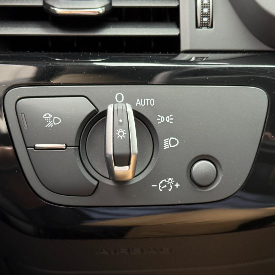 Audi A4 allroad photo 20