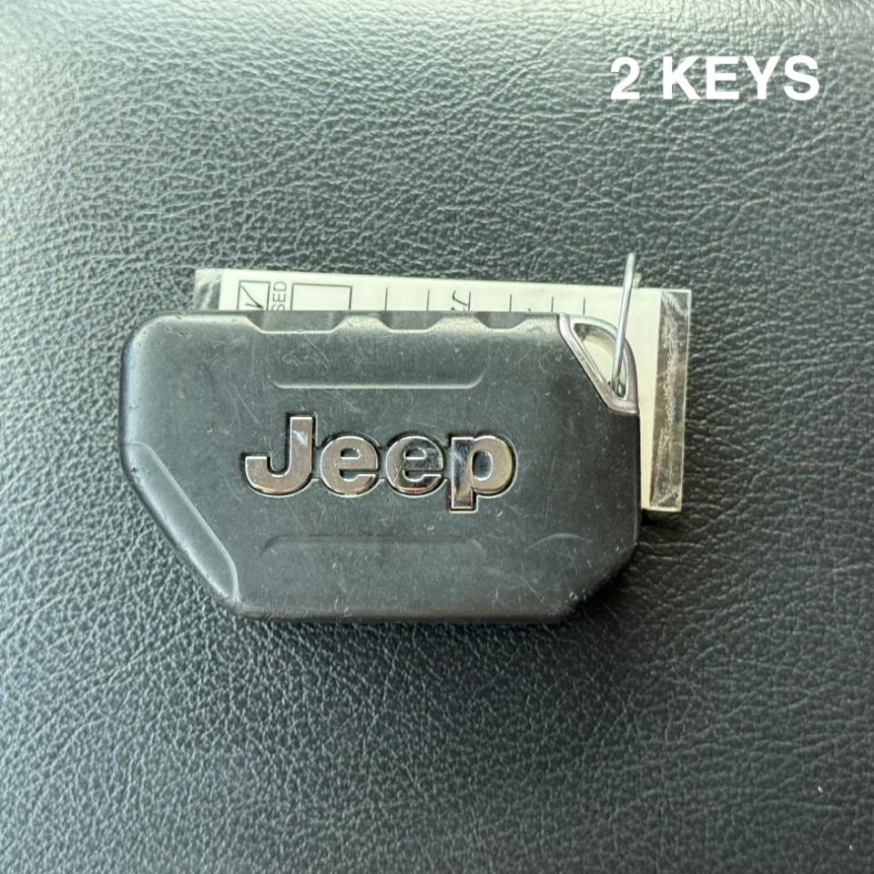 Jeep Wrangler photo 32