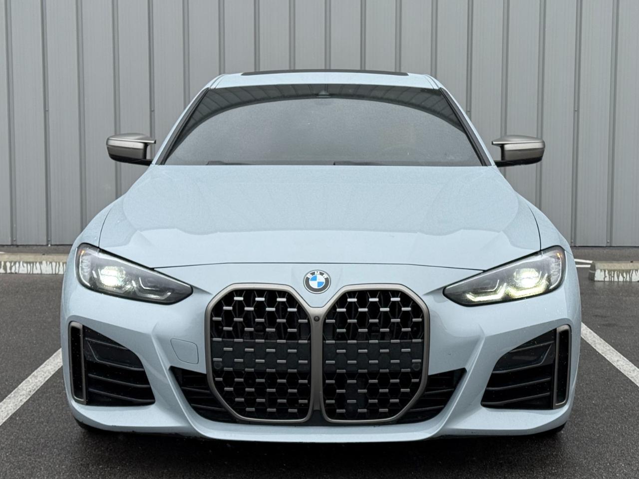 BMW M440i photo 2