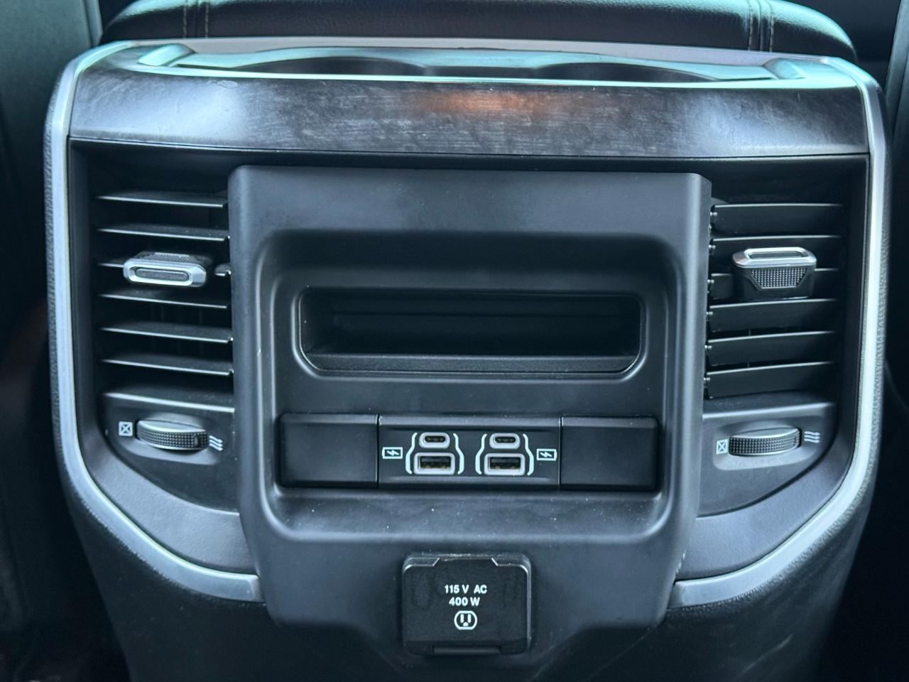 RAM 1500 Big Horn 4x4 Crew Cab 5'7" Box 2021