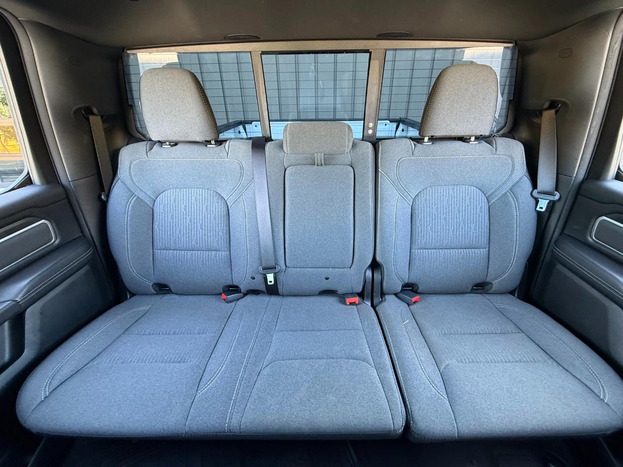 RAM 1500 Big Horn 4x4 Crew Cab 5'7" Box 2021