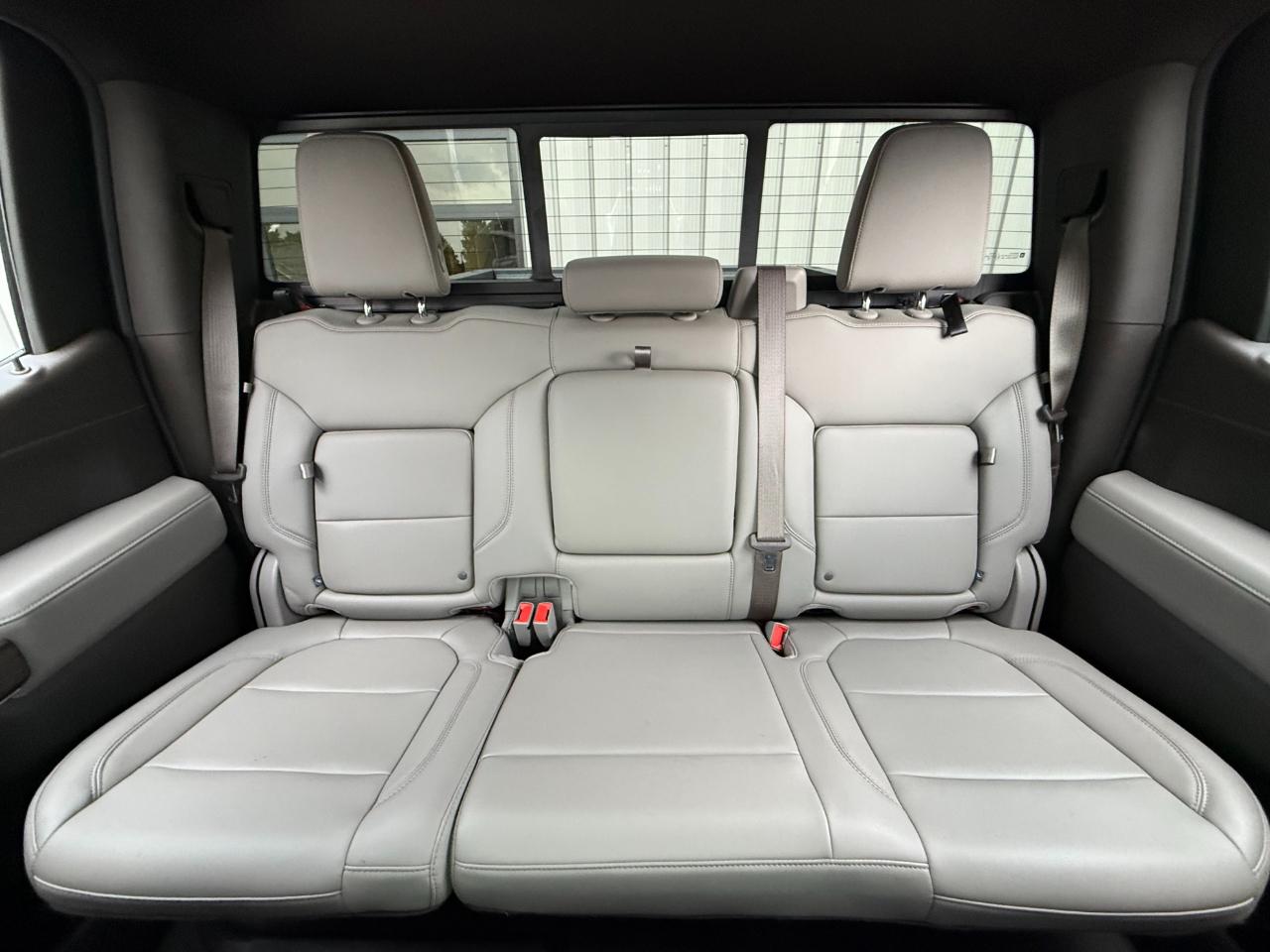 Chevrolet Silverado 1500 4WD Crew Cab 147" RST 2020