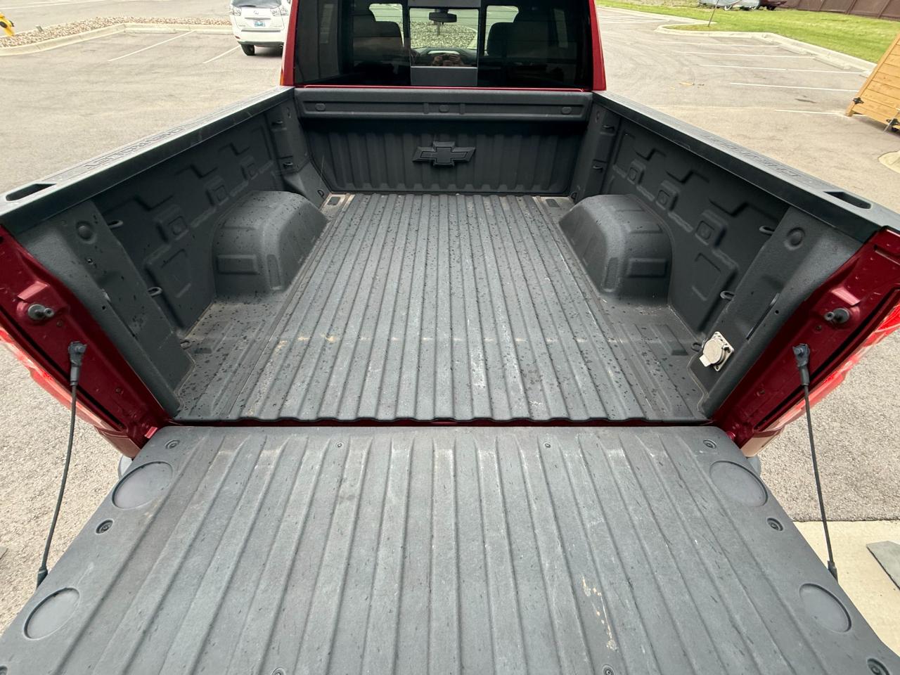 Chevrolet Silverado 1500 4WD Crew Cab 147" RST 2020