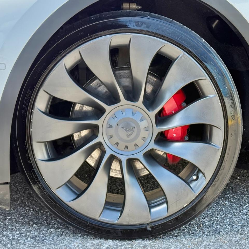 Tesla Model Y Performance AWD 2022