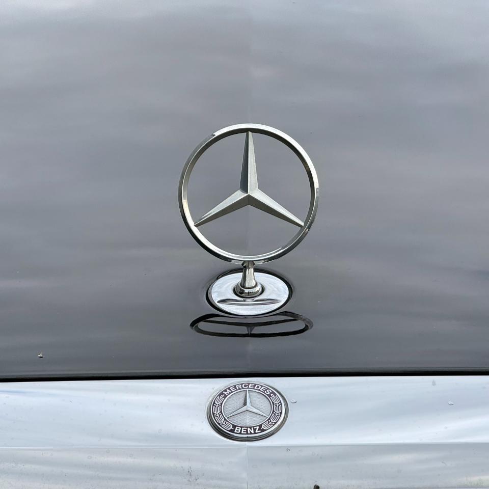 Mercedes-Benz S-Class photo 29
