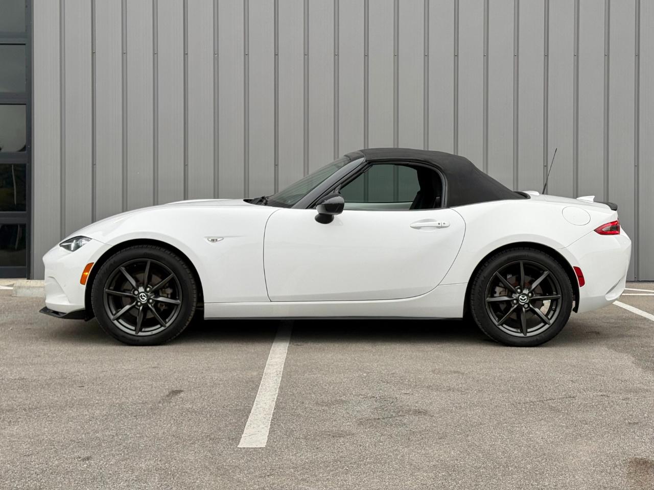 Mazda MX-5 Miata 2dr Conv Auto Club 2016
