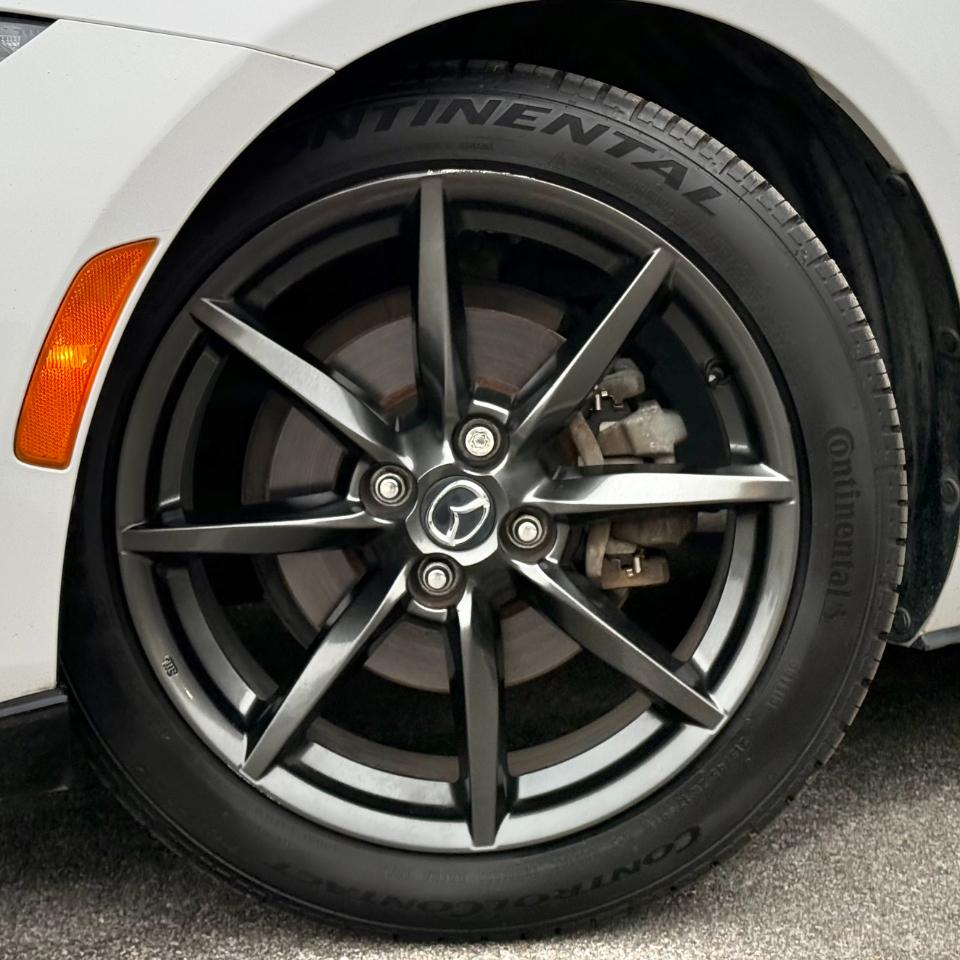 Mazda MX-5 Miata 2dr Conv Auto Club 2016