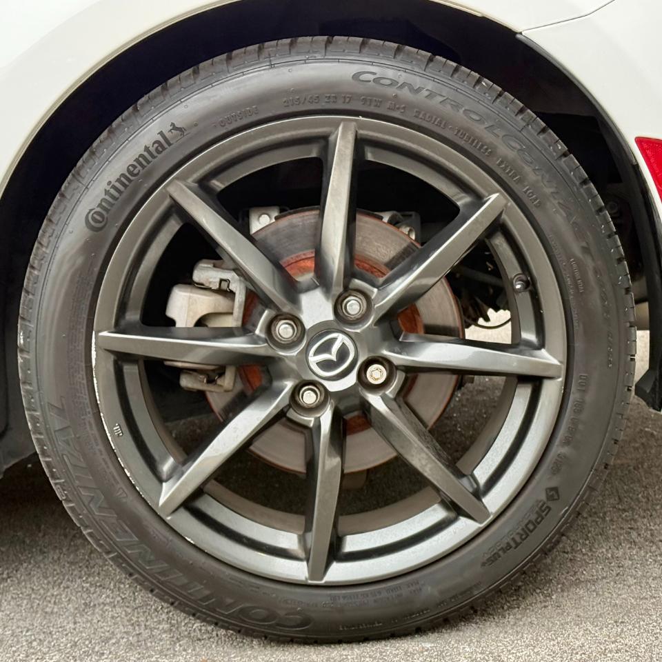 Mazda MX-5 Miata 2dr Conv Auto Club 2016
