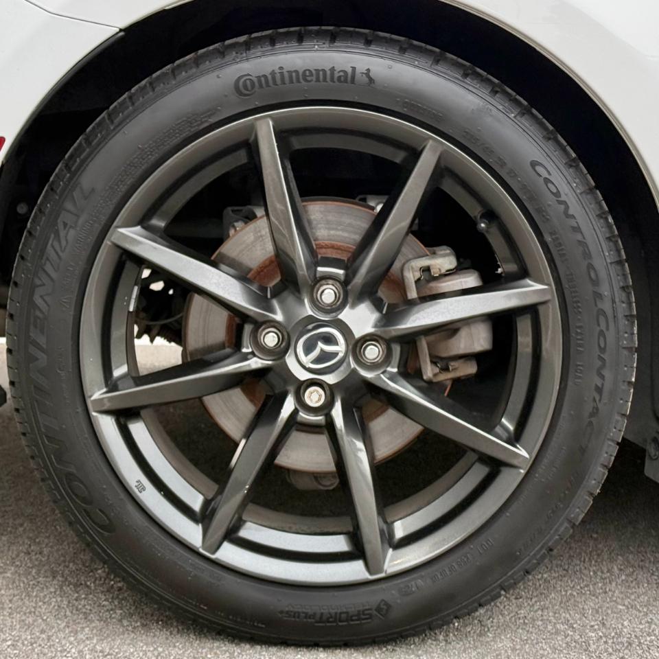 Mazda MX-5 Miata 2dr Conv Auto Club 2016