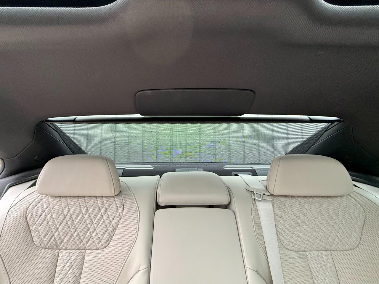 BMW 740i photo 14