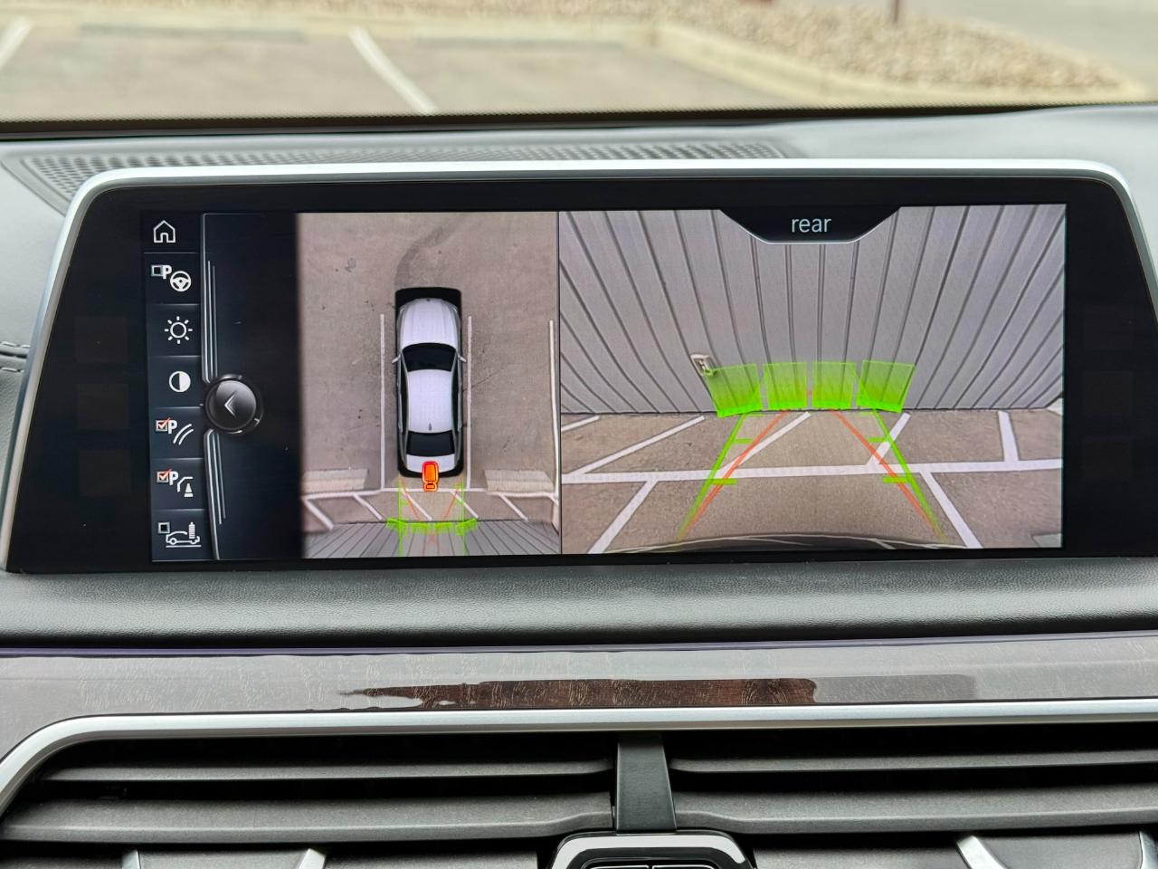 BMW 740i photo 15