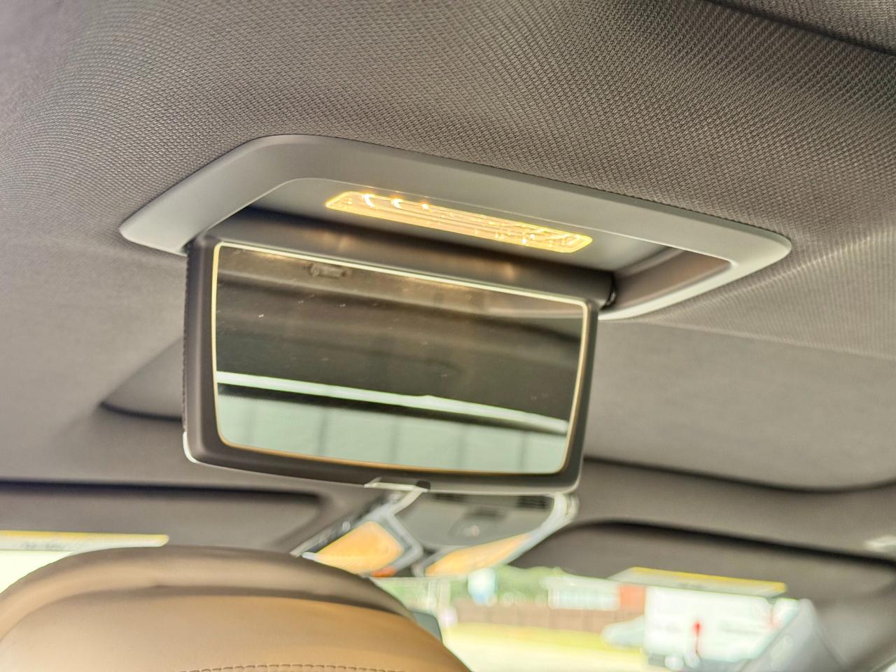BMW 740i photo 22