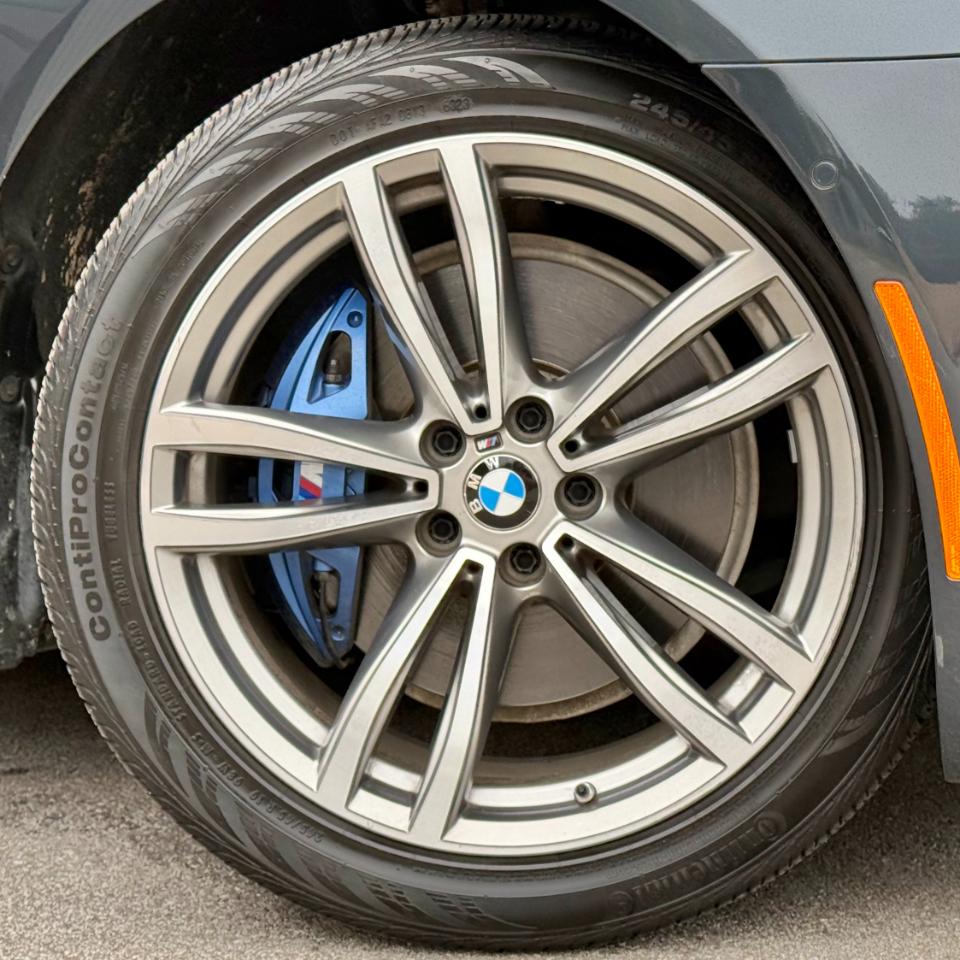 BMW 740i photo 26