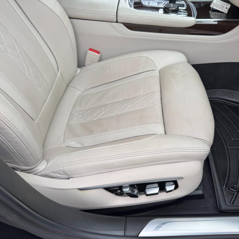 BMW 740i photo 34