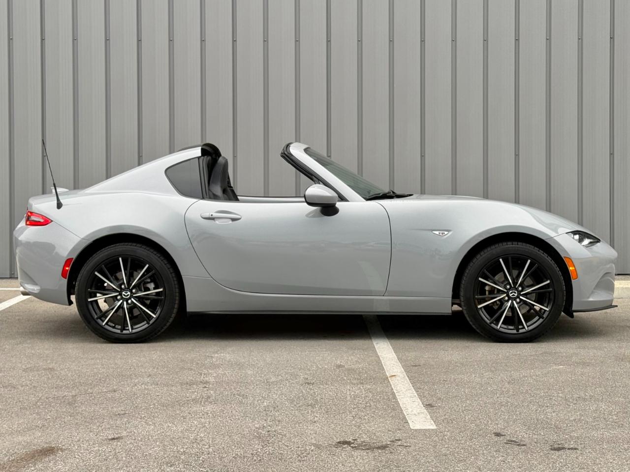 Mazda MX-5 photo 5