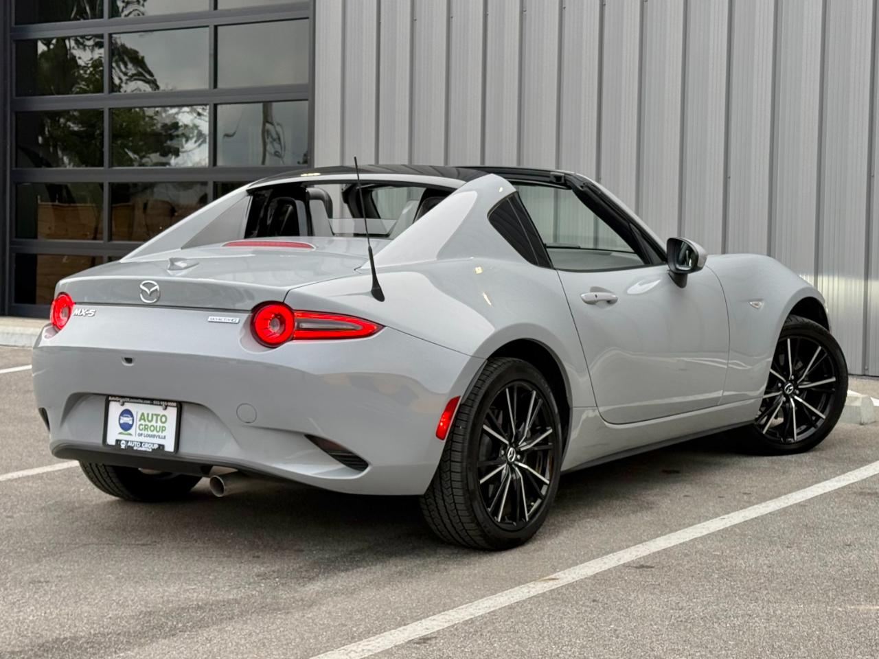 Mazda MX-5 photo 6