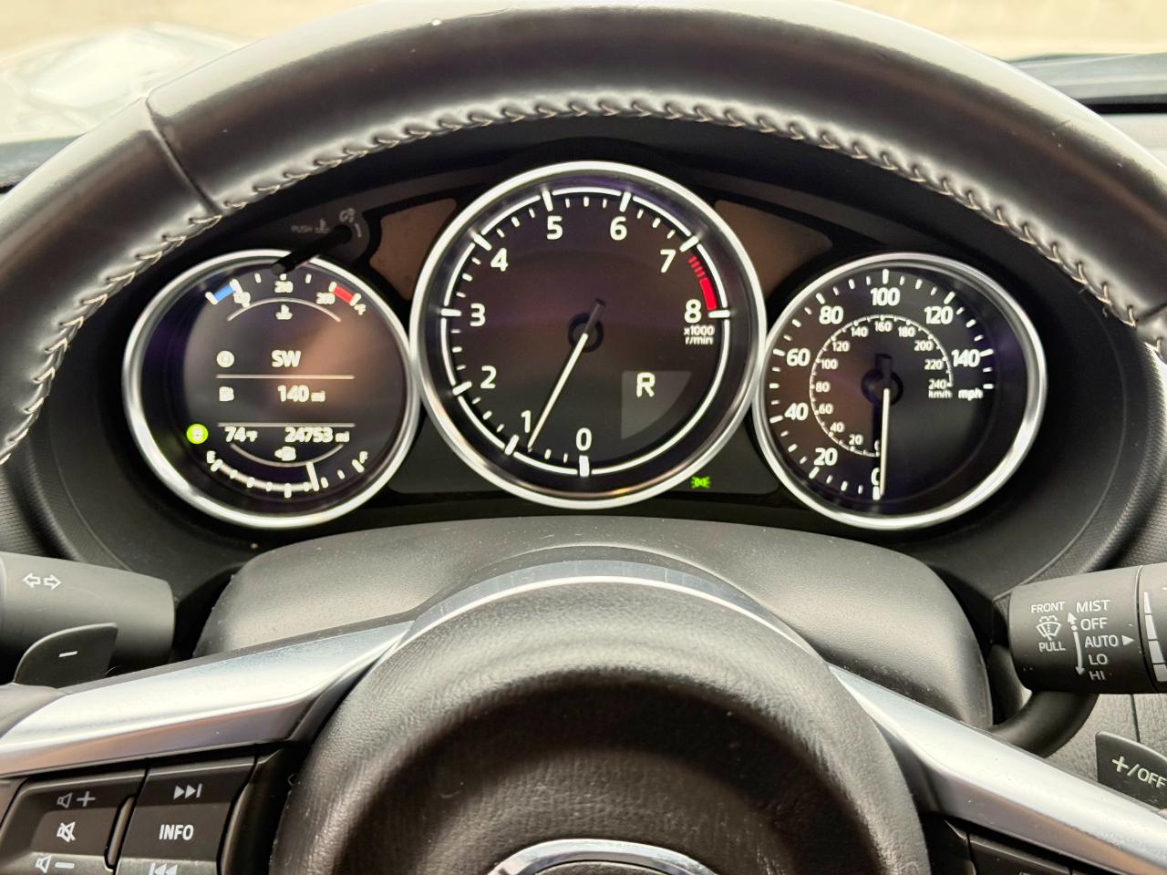 Mazda MX-5 photo 12