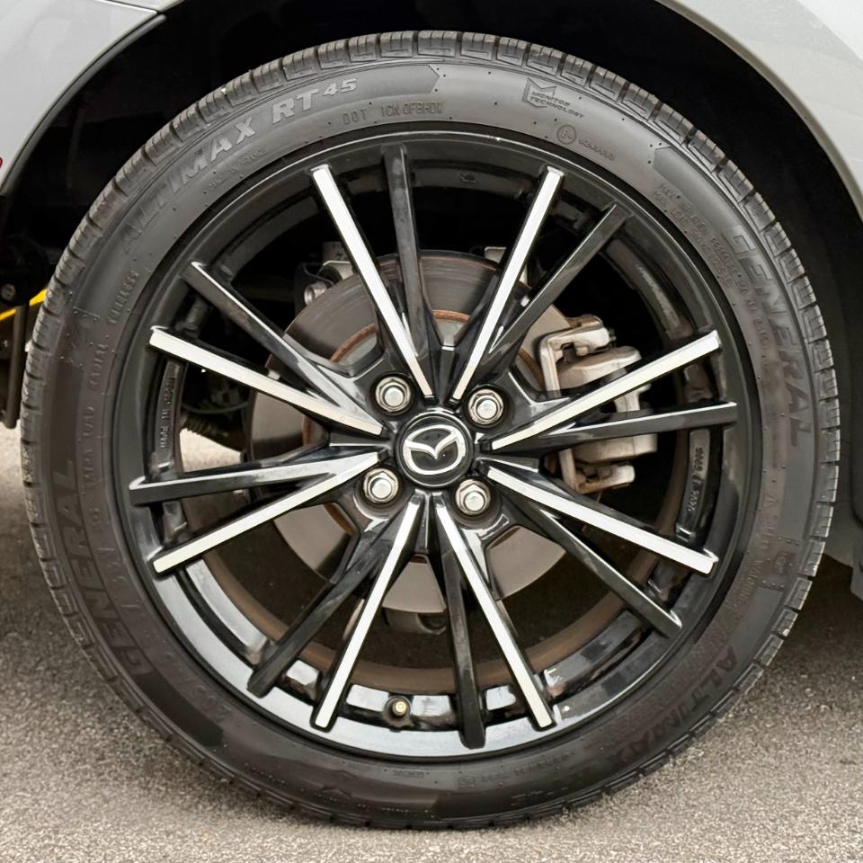 Mazda MX-5 photo 21