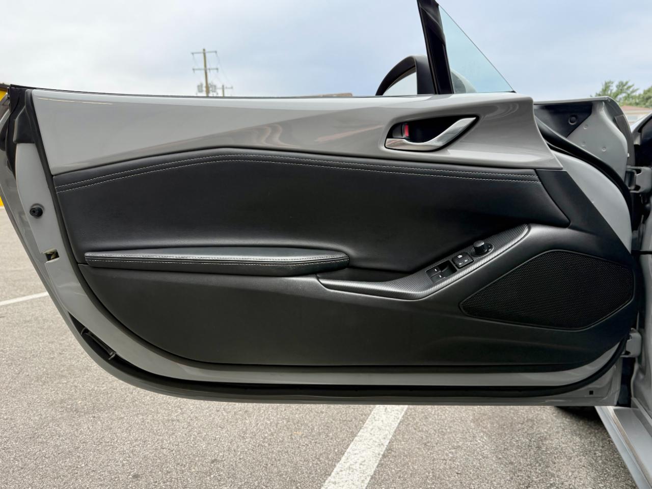Mazda MX-5 photo 24