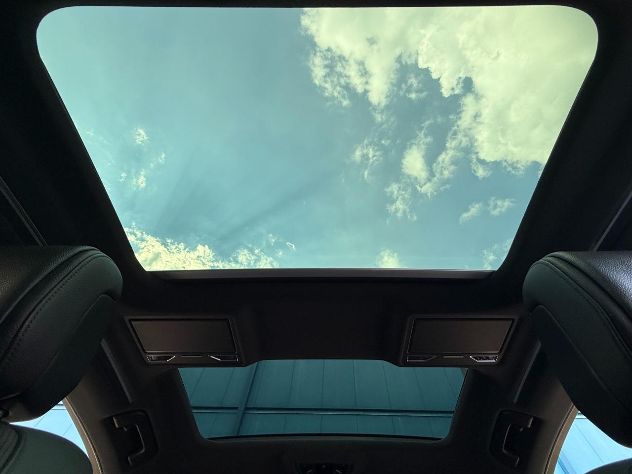 Audi A8 photo 17