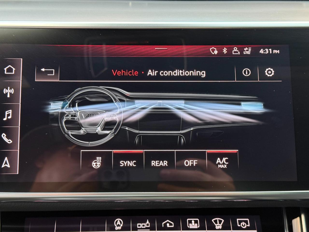 Audi A8 photo 34