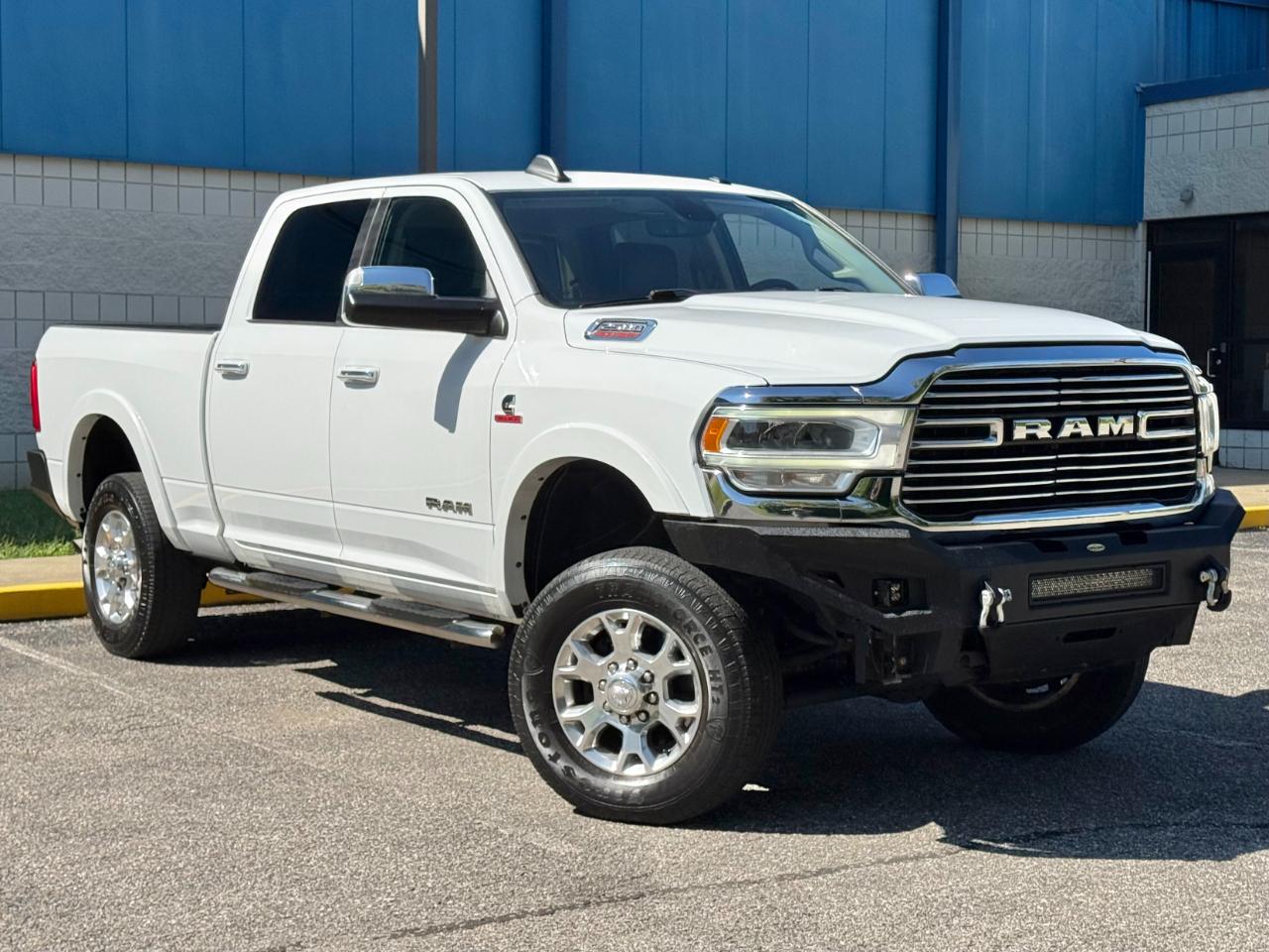 RAM 2500 Laramie 4x4 Crew Cab 6'4" Box 2022