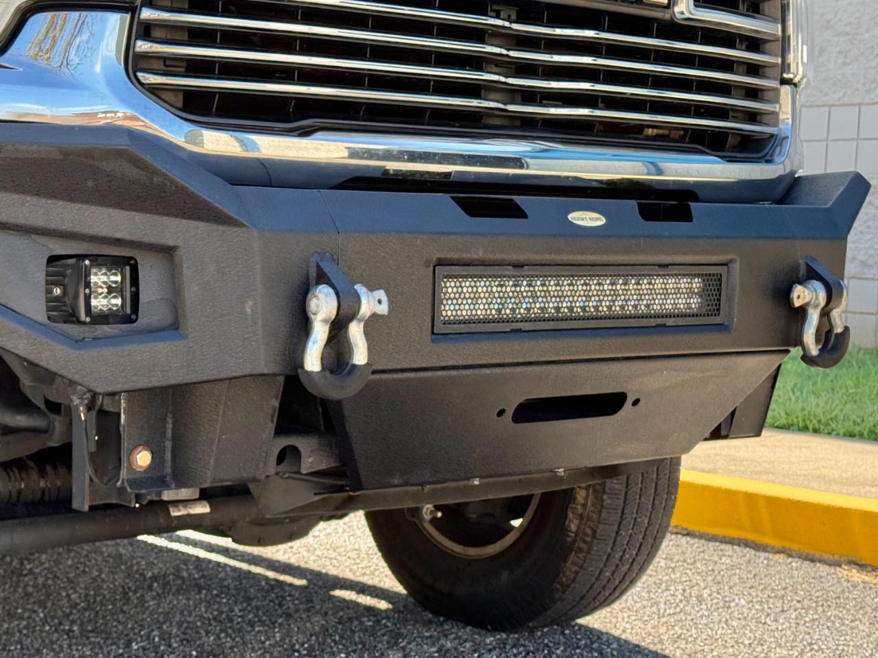 RAM 2500 Laramie 4x4 Crew Cab 6'4" Box 2022