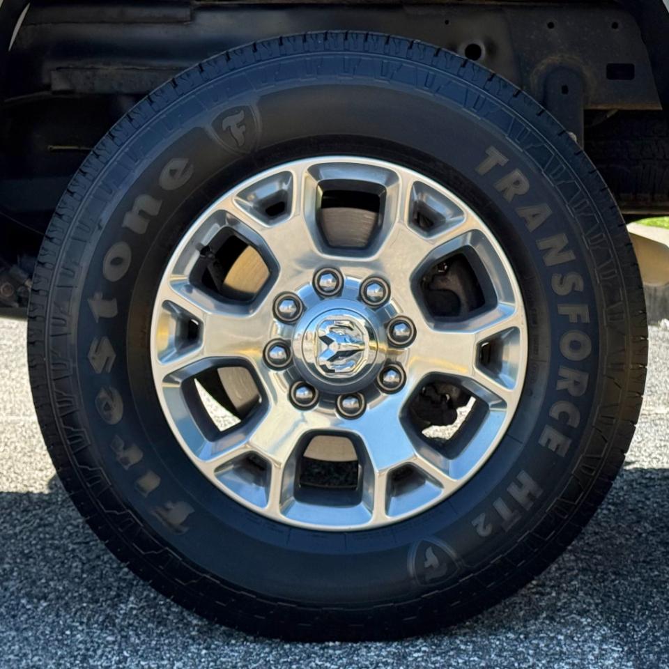 RAM 2500 Laramie 4x4 Crew Cab 6'4" Box 2022