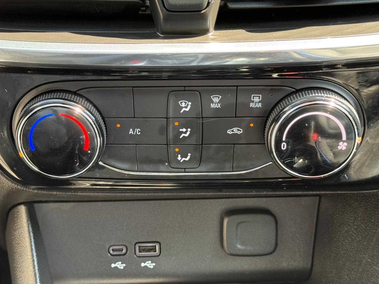 Buick Encore GX photo 13