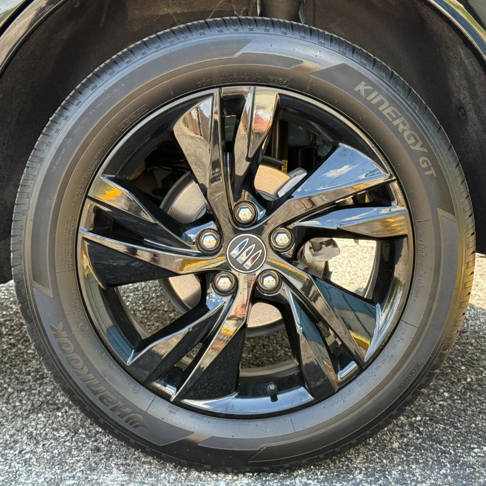 Buick Encore GX photo 18