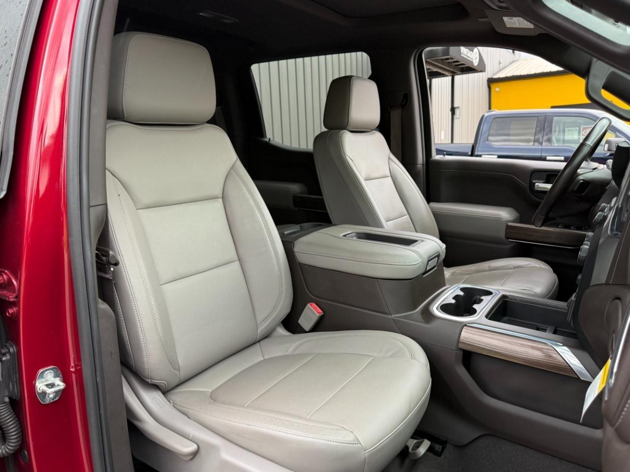 Chevrolet Silverado 1500 4WD Crew Cab 147" RST 2020