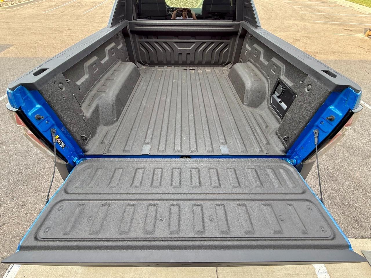 Chevrolet Silverado EV e4WD Crew Cab Standard Range LT 2026