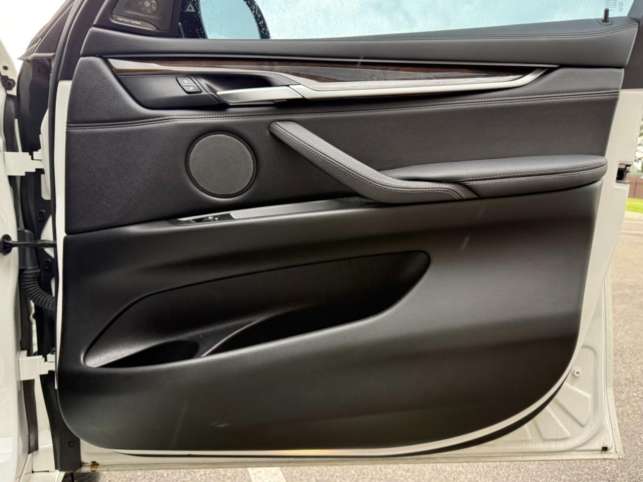 BMW X6 xDrive50i Sports Activity Coupe 2019