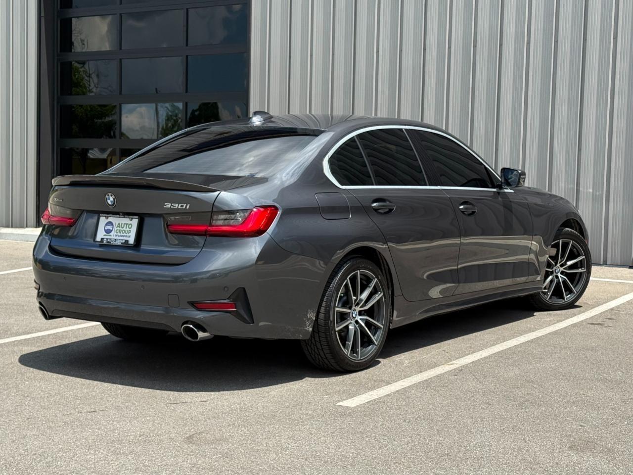 BMW 3 Series 330i xDrive Sedan 2019